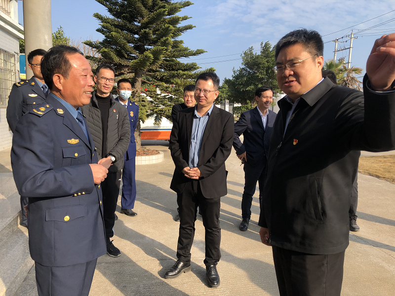 古雷开发区管委会领导走访慰问古雷中心